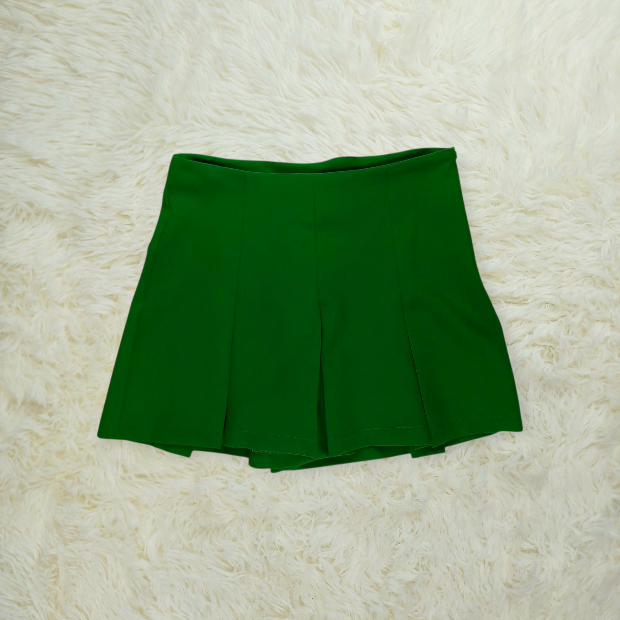Short Viviana
